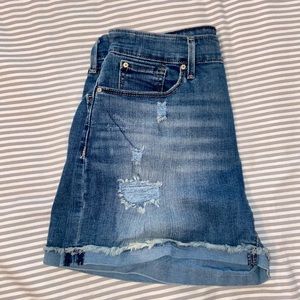 Levi high waisted shorts